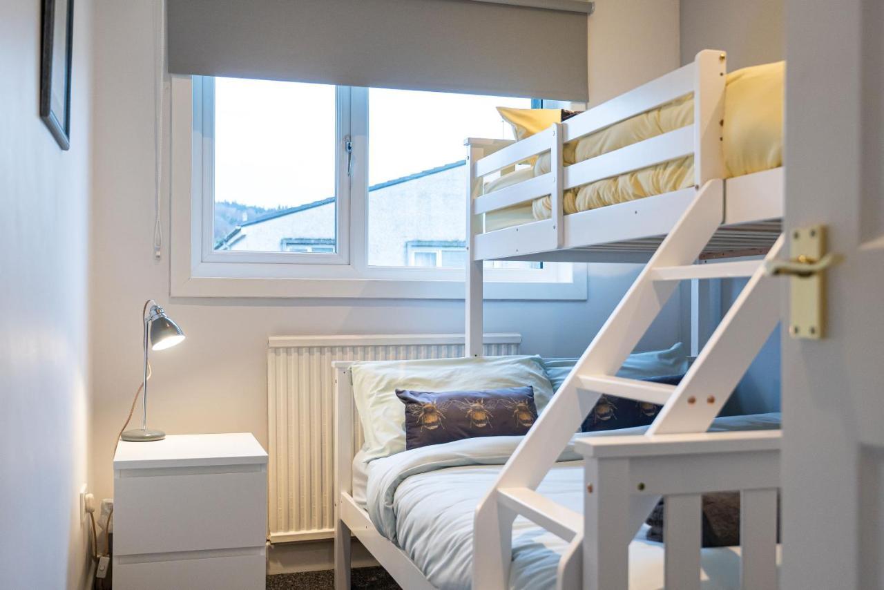 Lovely 3-Bedroom Flat With Free Parking Bridge of Allan Exterior foto